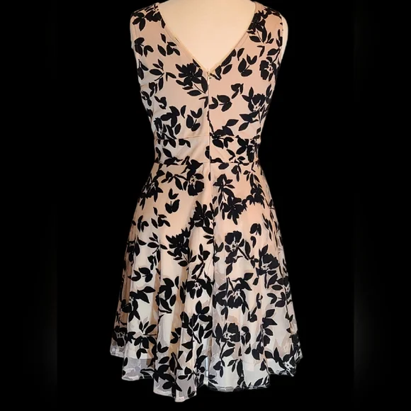 Altard state size M tan dress - Picture 3 of 10